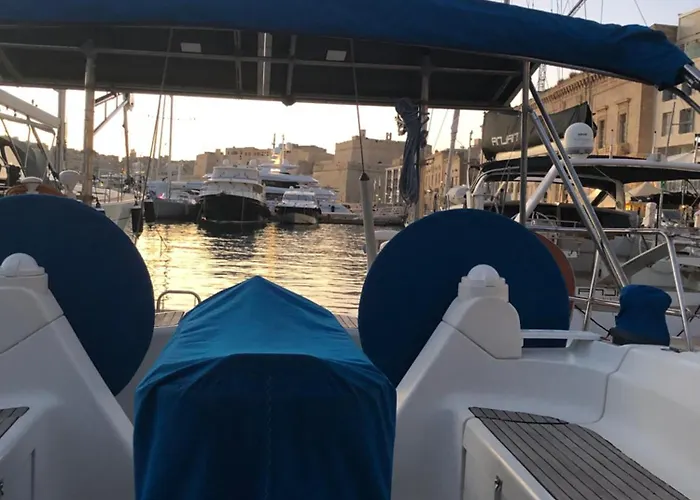 Entire Boat 3 In Botel Birgu