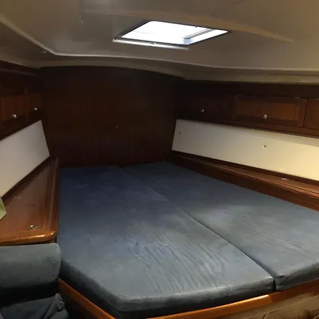 Entire Boat 3 In Bateau-hôtel