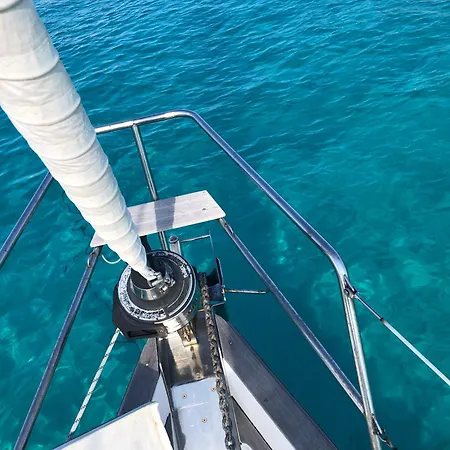 Entire Boat 3 In Botel