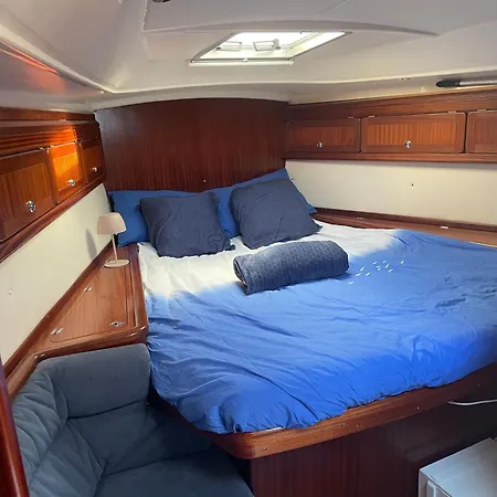 Botel Entire Boat 3 In Birgu