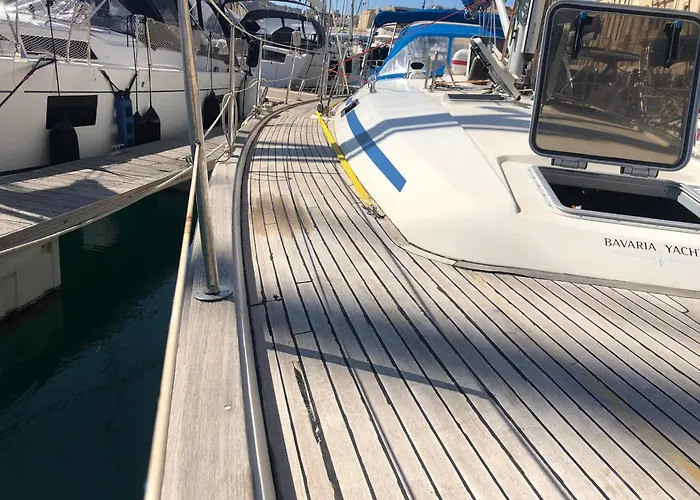 Entire Boat 3 In Botel Birgu